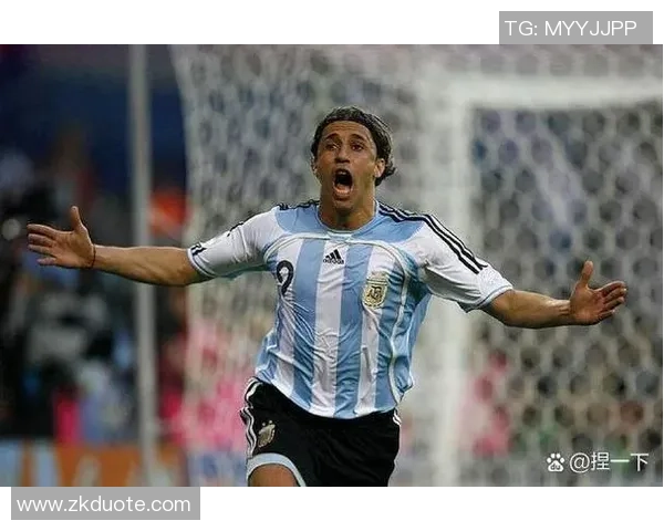 路人眼中的足球明星评选活动揭晓谁是最受欢迎的球场英雄